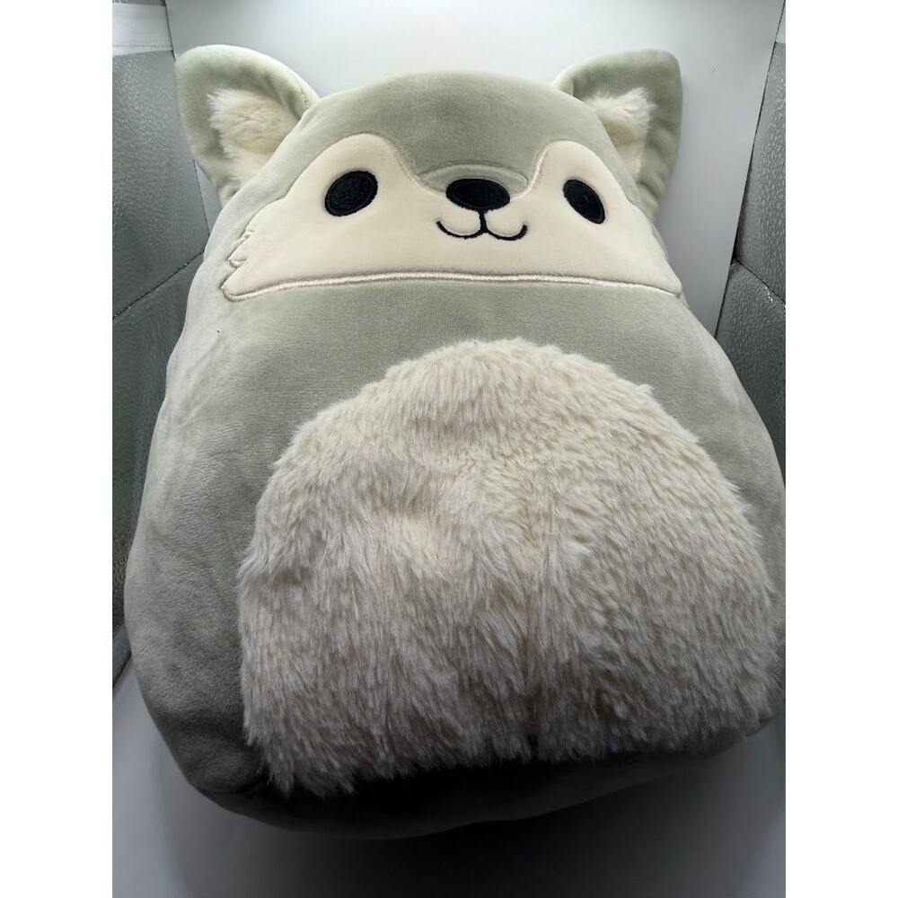 Squishmallows Oakley the Wolf 11" Plush Sage Gray Fuzzy Belly Kellytoy 2022